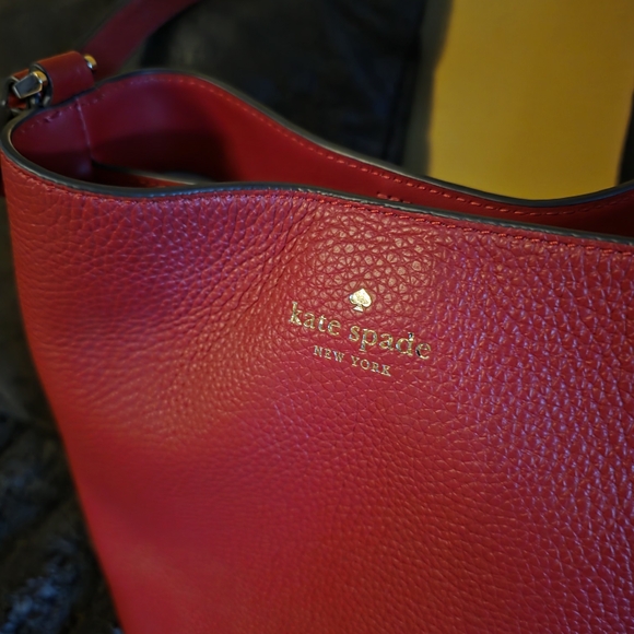 Kate Spade Julia Bucket Bag - Picture 7 of 9